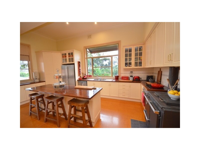 2370 Moira Street, Moama NSW 2731