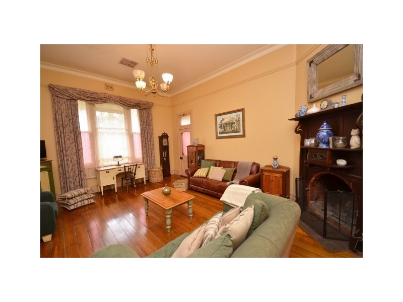 2370 Moira Street, Moama NSW 2731