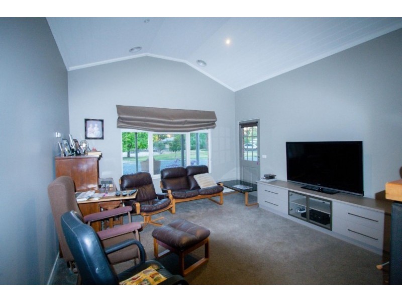 312 Perricoota Road, Moama NSW 2731