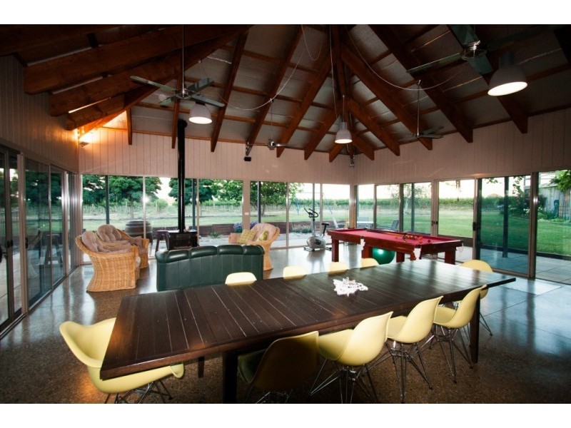 312 Perricoota Road, Moama NSW 2731