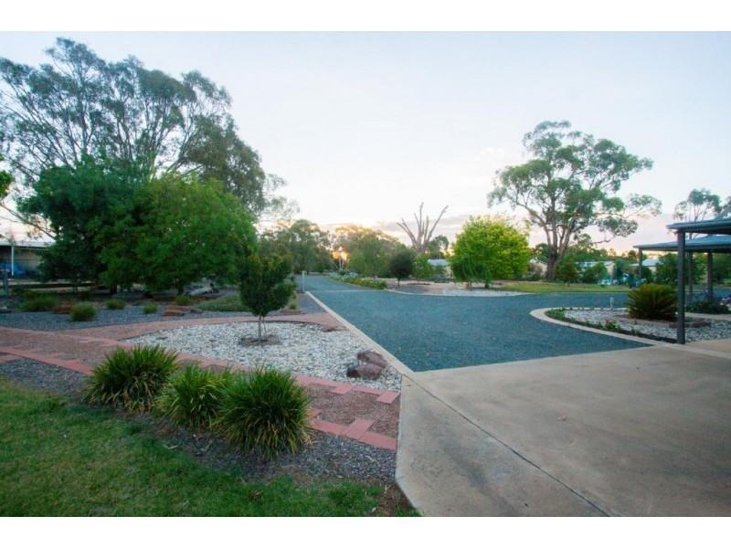 312 Perricoota Road, Moama NSW 2731