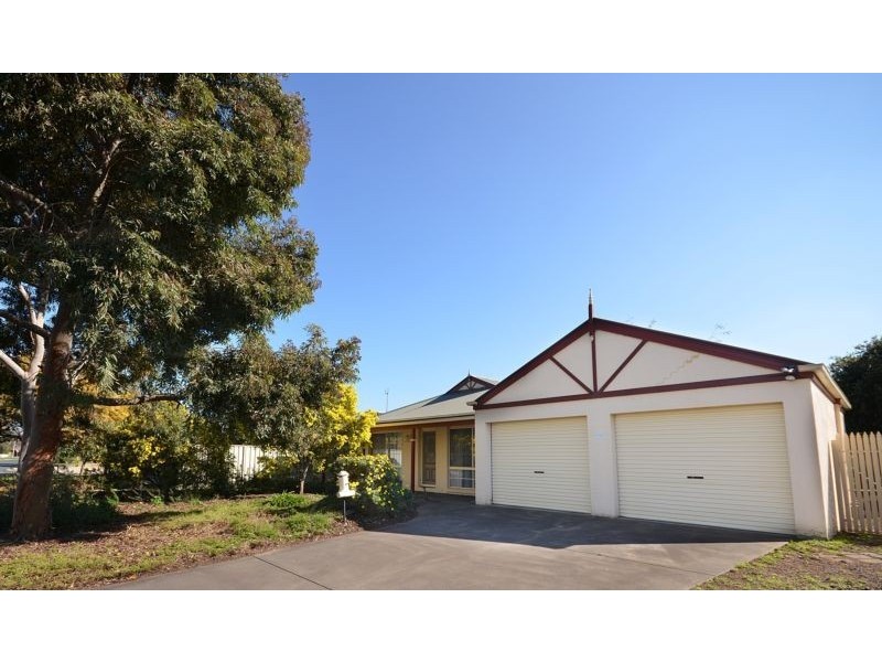 13 Alfred Avenue, Echuca VIC 3564