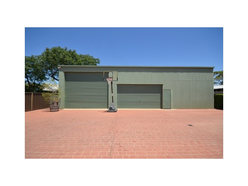 33 Mitchell Street, Echuca VIC 3564