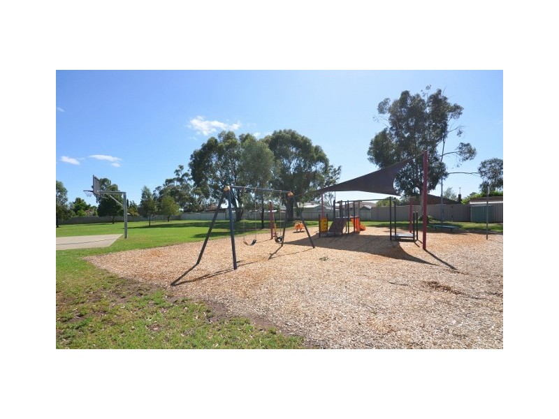 2 Kulgoa Avenue, Moama NSW 2731