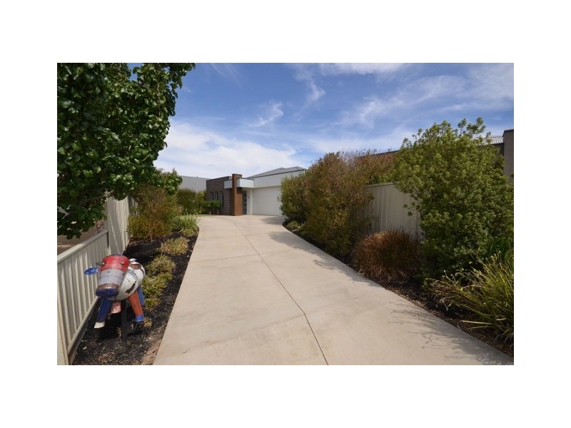 1/7 Kinross Court, Moama NSW 2731