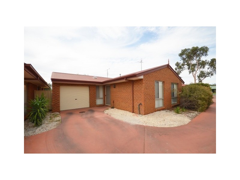 3/8 Council Street, Moama NSW 2731