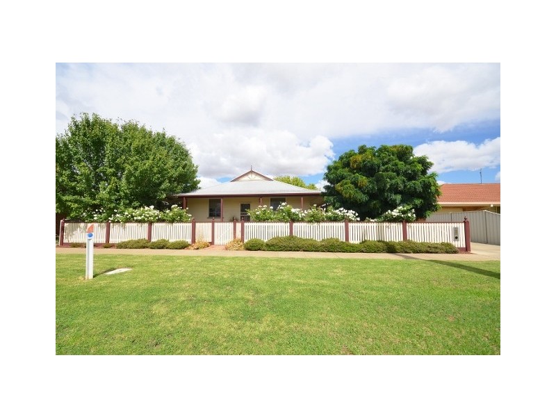 99 Sutton Street, Echuca VIC 3564