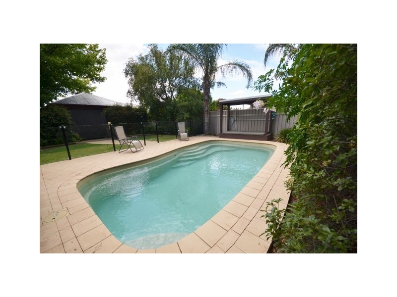 99 Sutton Street, Echuca VIC 3564