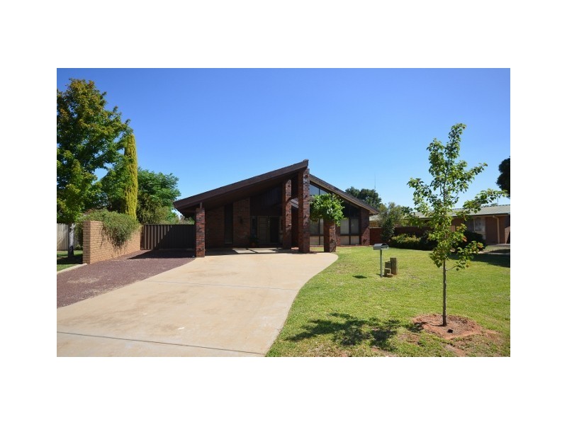 23 Hillview Avenue, Moama NSW 2731