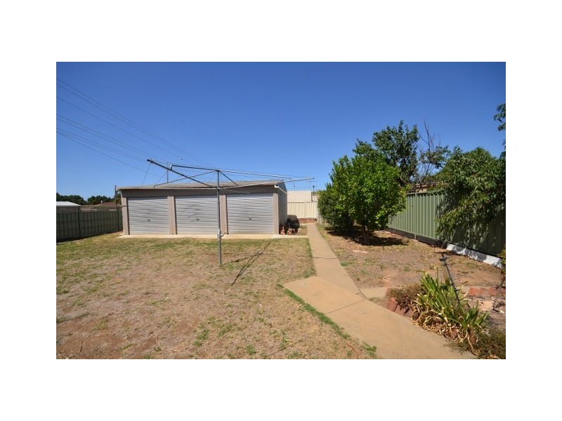 42 Crossen Street, Echuca VIC 3564