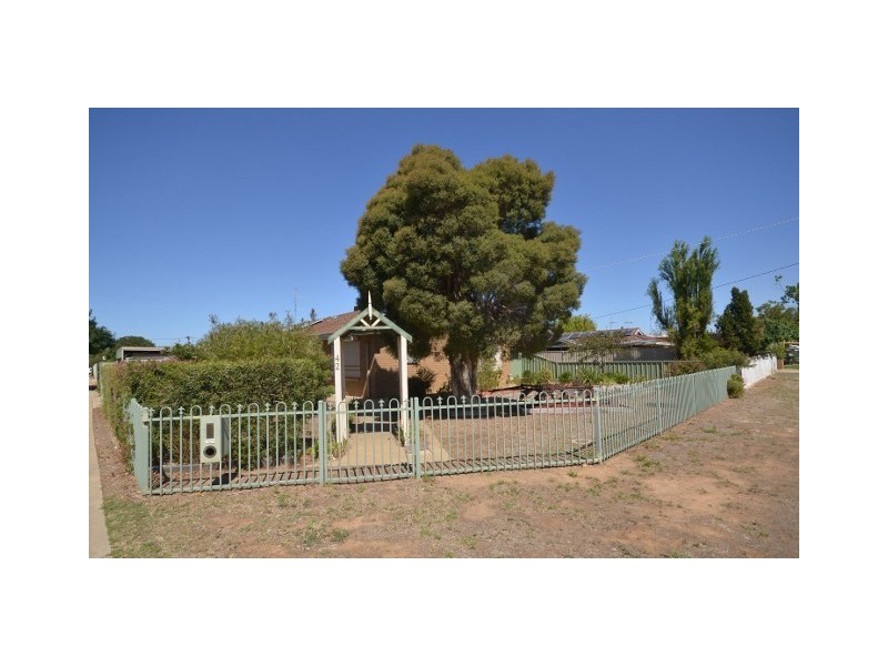 42 Crossen Street, Echuca VIC 3564