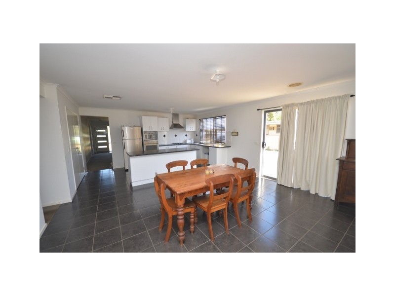 15 High Street, Rochester VIC 3561