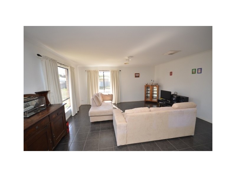 15 High Street, Rochester VIC 3561