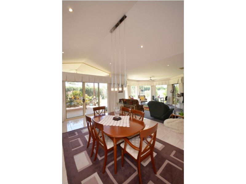 6 Silvergums Place, Moama NSW 2731