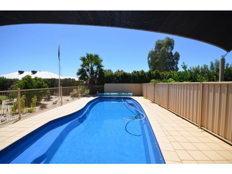 6 Silvergums Place, Moama NSW 2731