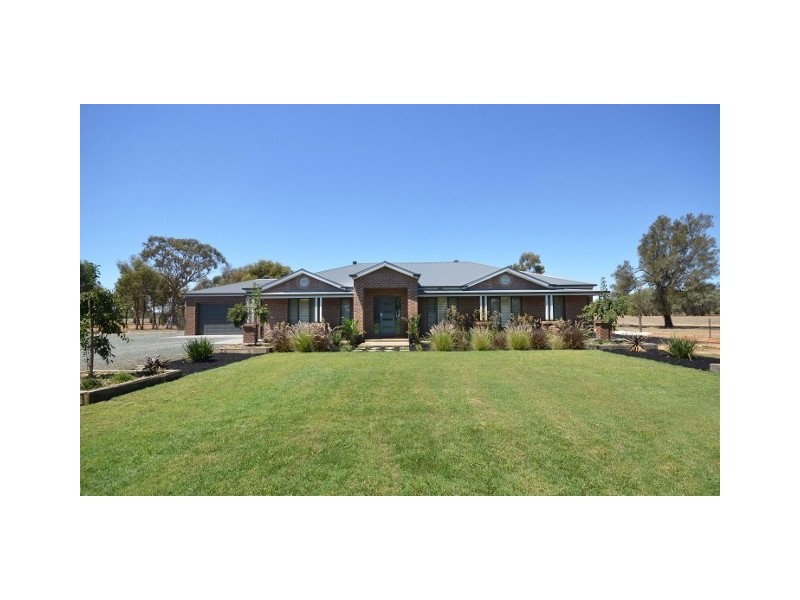 63 Wharparilla Road, Echuca VIC 3564