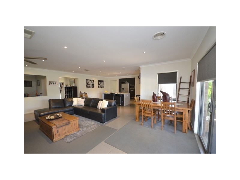 63 Wharparilla Road, Echuca VIC 3564