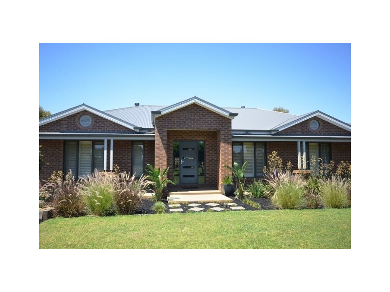 63 Wharparilla Road, Echuca VIC 3564