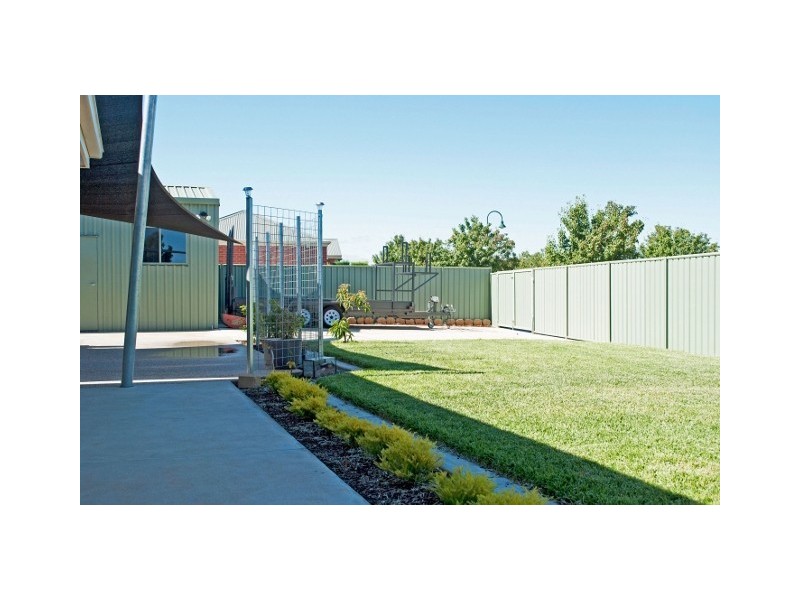22 Woodlands Circuit, Echuca VIC 3564