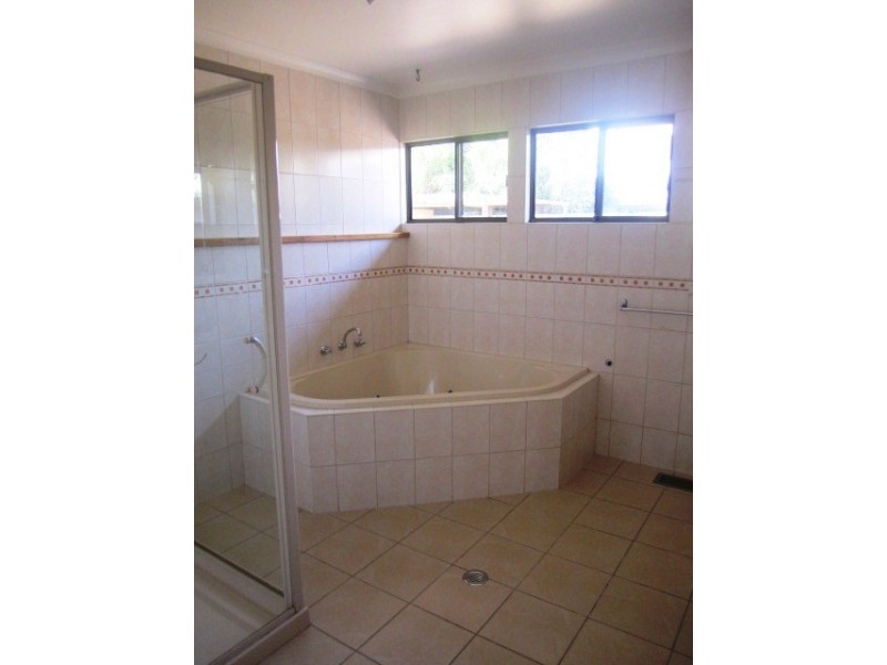 93 Pakenham Street, Echuca VIC 3564