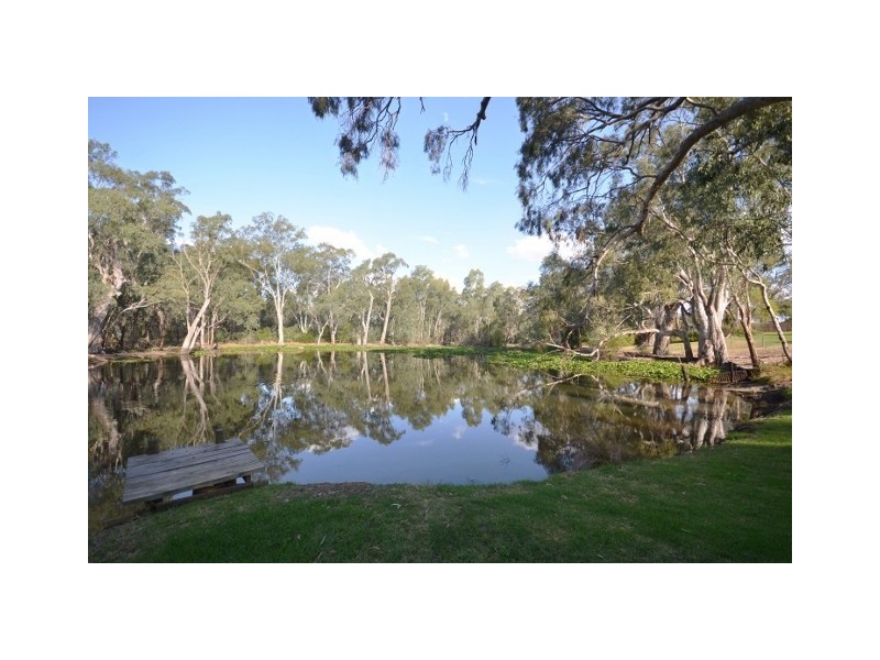 218 Wharparilla Drive, Echuca VIC 3564