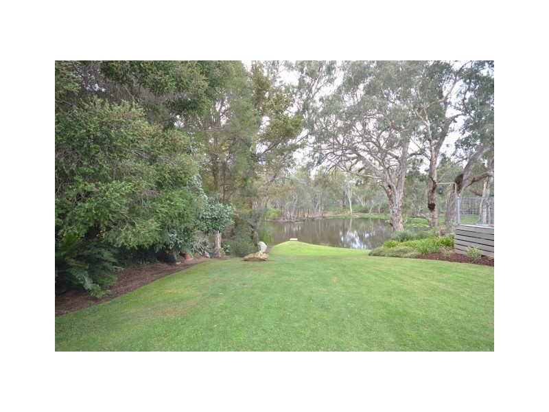 218 Wharparilla Drive, Echuca VIC 3564