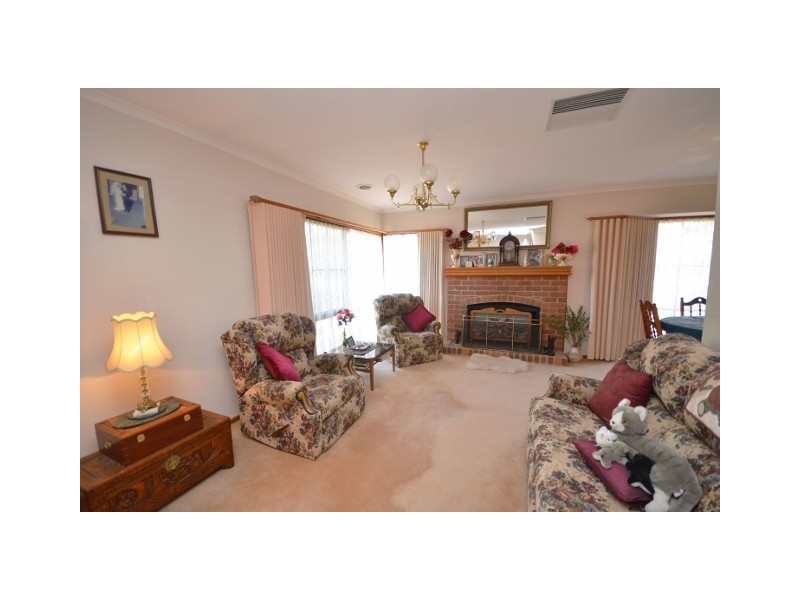 1 Hillview Avenue, Moama NSW 2731