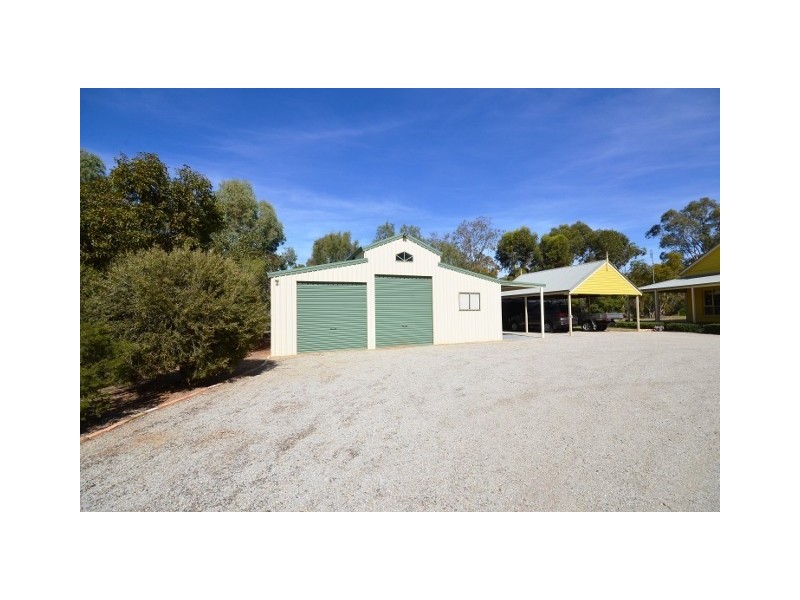 29 Riverview Court, Echuca VIC 3564