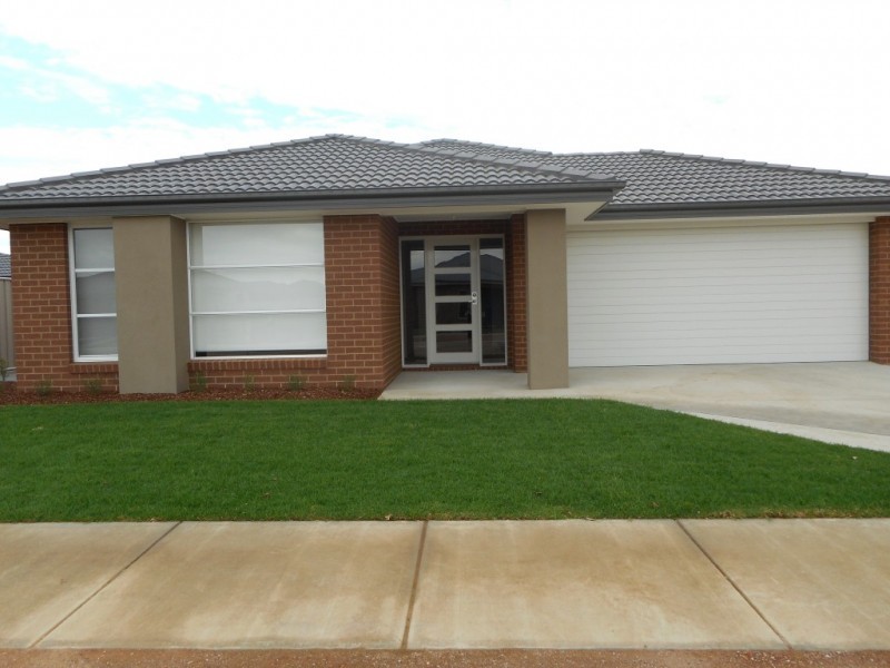 9 Eakin Street, Echuca VIC 3564