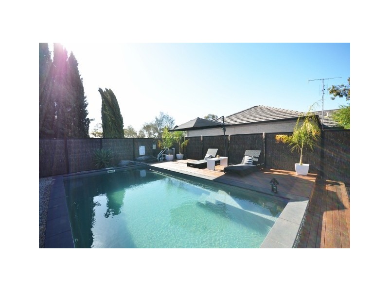 4 BLUEGUMS PLACE, Moama NSW 2731