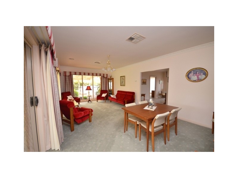 12 Tomara Court, Moama NSW 2731