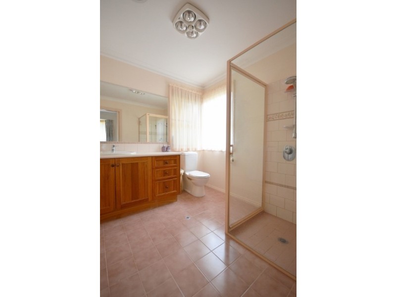 12 Tomara Court, Moama NSW 2731