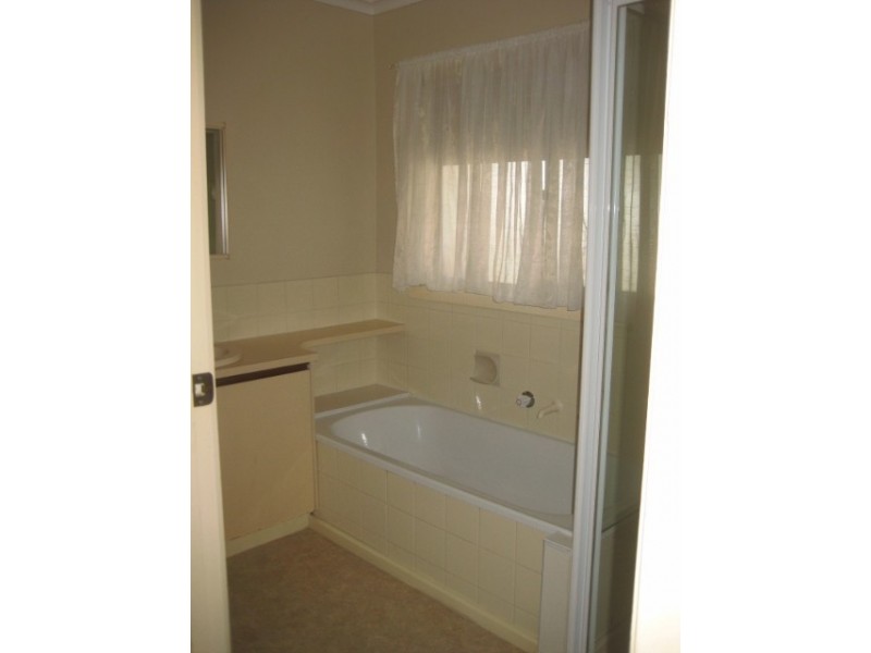 2a Livingstone Street, Mathoura NSW 2710