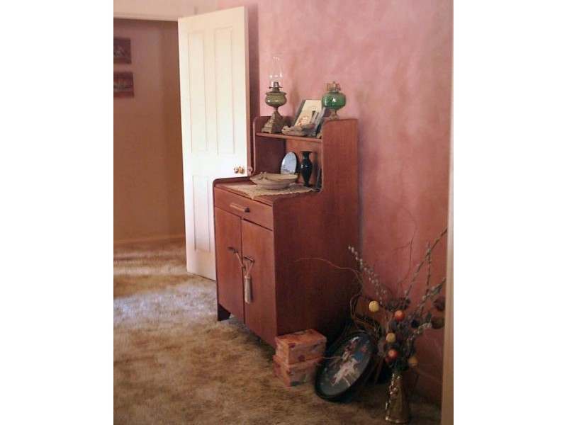 4 Livingstone Street, Mathoura NSW 2710