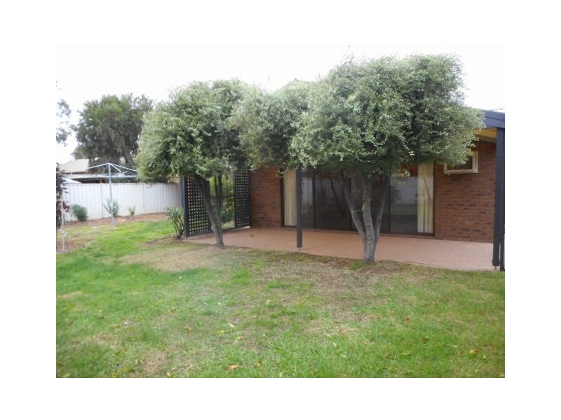 61 Lawson Drive, Moama NSW 2731