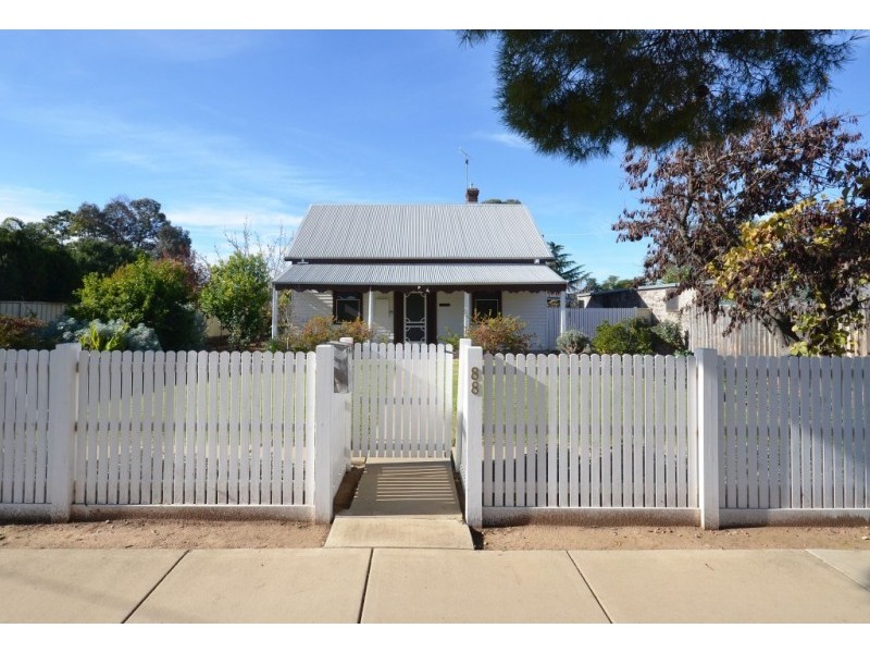 88 Hovell Street, Echuca VIC 3564