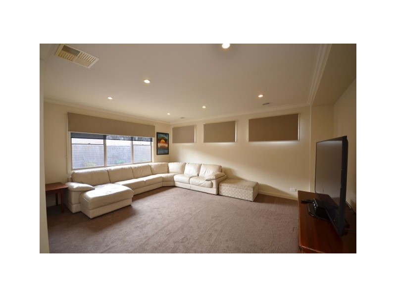 8 Antrim Court, Moama NSW 2731