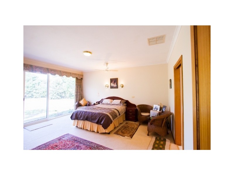 54 Riverview Court, Echuca VIC 3564