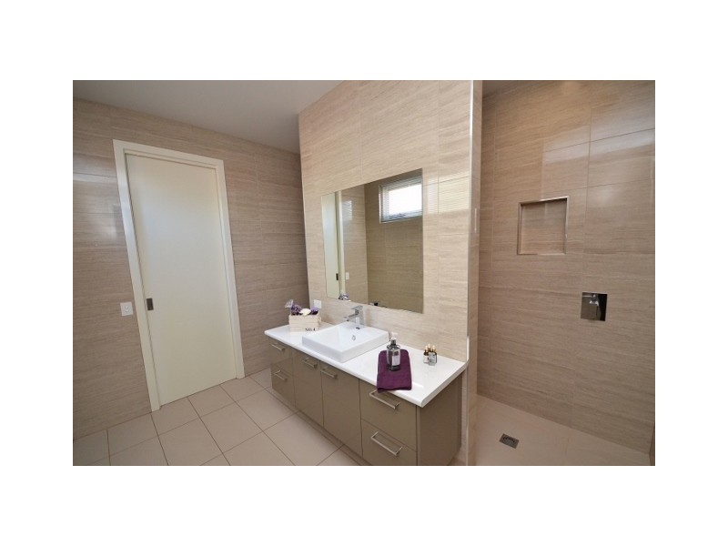 39 Pakenham Street, Echuca VIC 3564