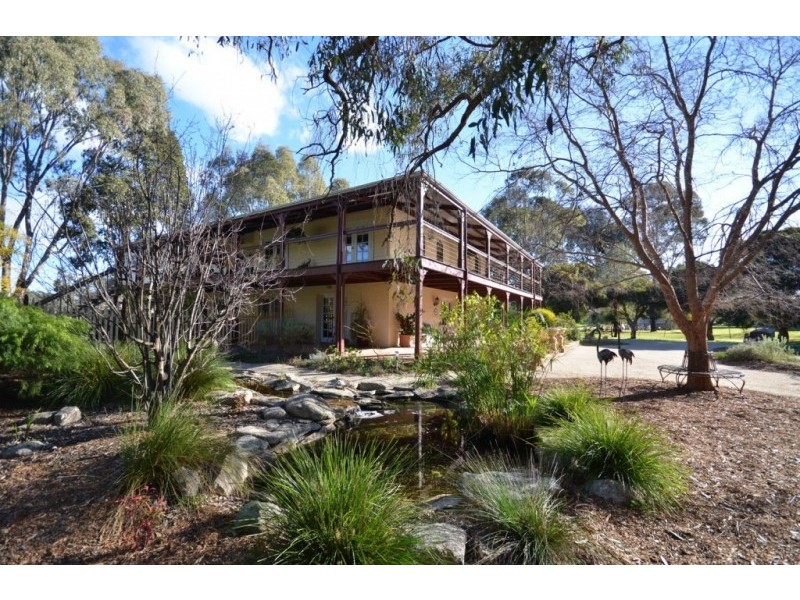 180 River Avenue, Echuca VIC 3564