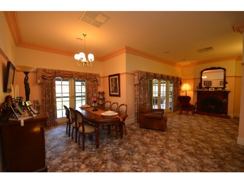 180 River Avenue, Echuca VIC 3564