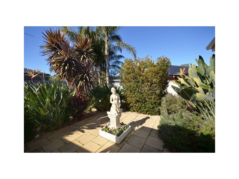 36 Glencoe Boulevard, Moama NSW 2731