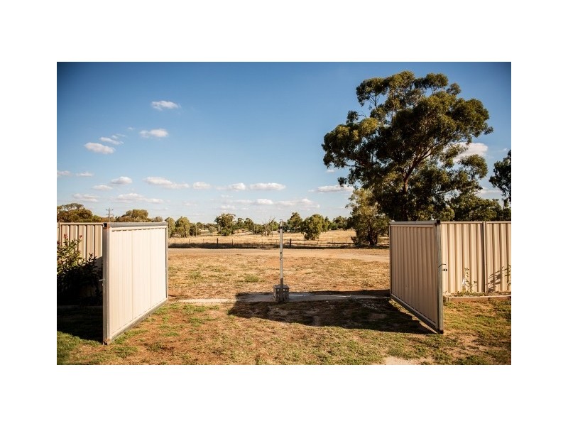 59B Moama Street, Mathoura NSW 2710