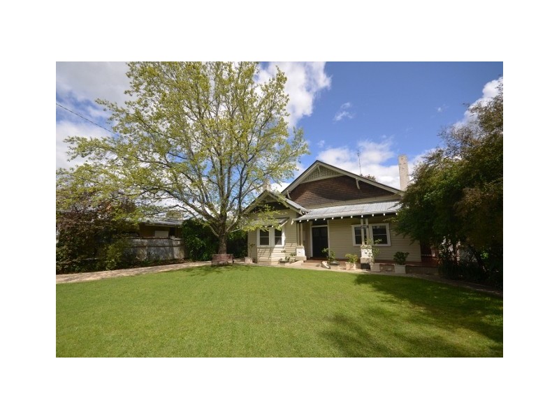 355 High Street, Echuca VIC 3564