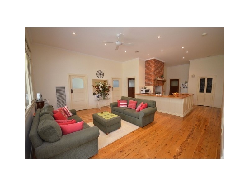 355 High Street, Echuca VIC 3564