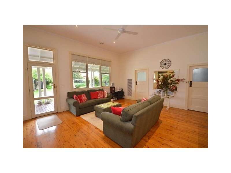 355 High Street, Echuca VIC 3564