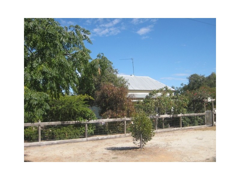 3 a Livingstone Street, Mathoura NSW 2710