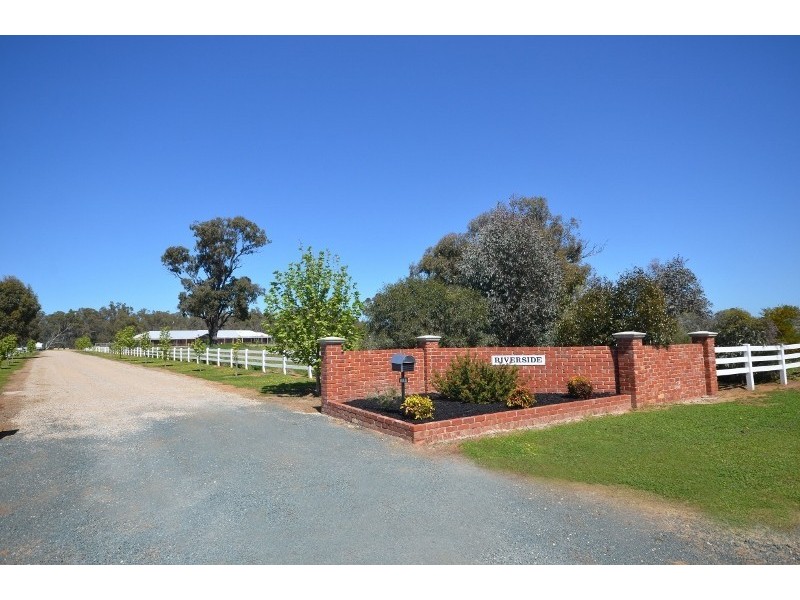 1197 Perricoota Road, Moama NSW 2731