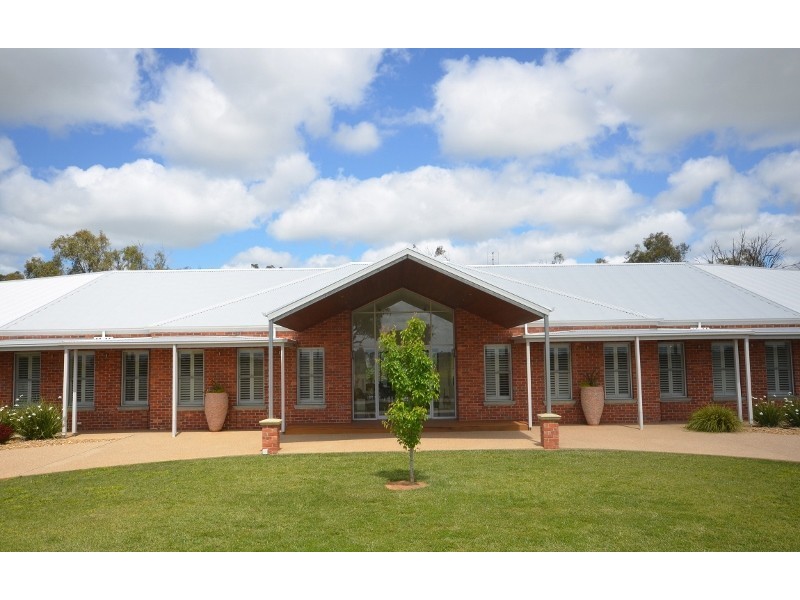 1197 Perricoota Road, Moama NSW 2731