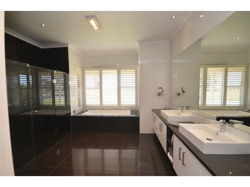 1197 Perricoota Road, Moama NSW 2731